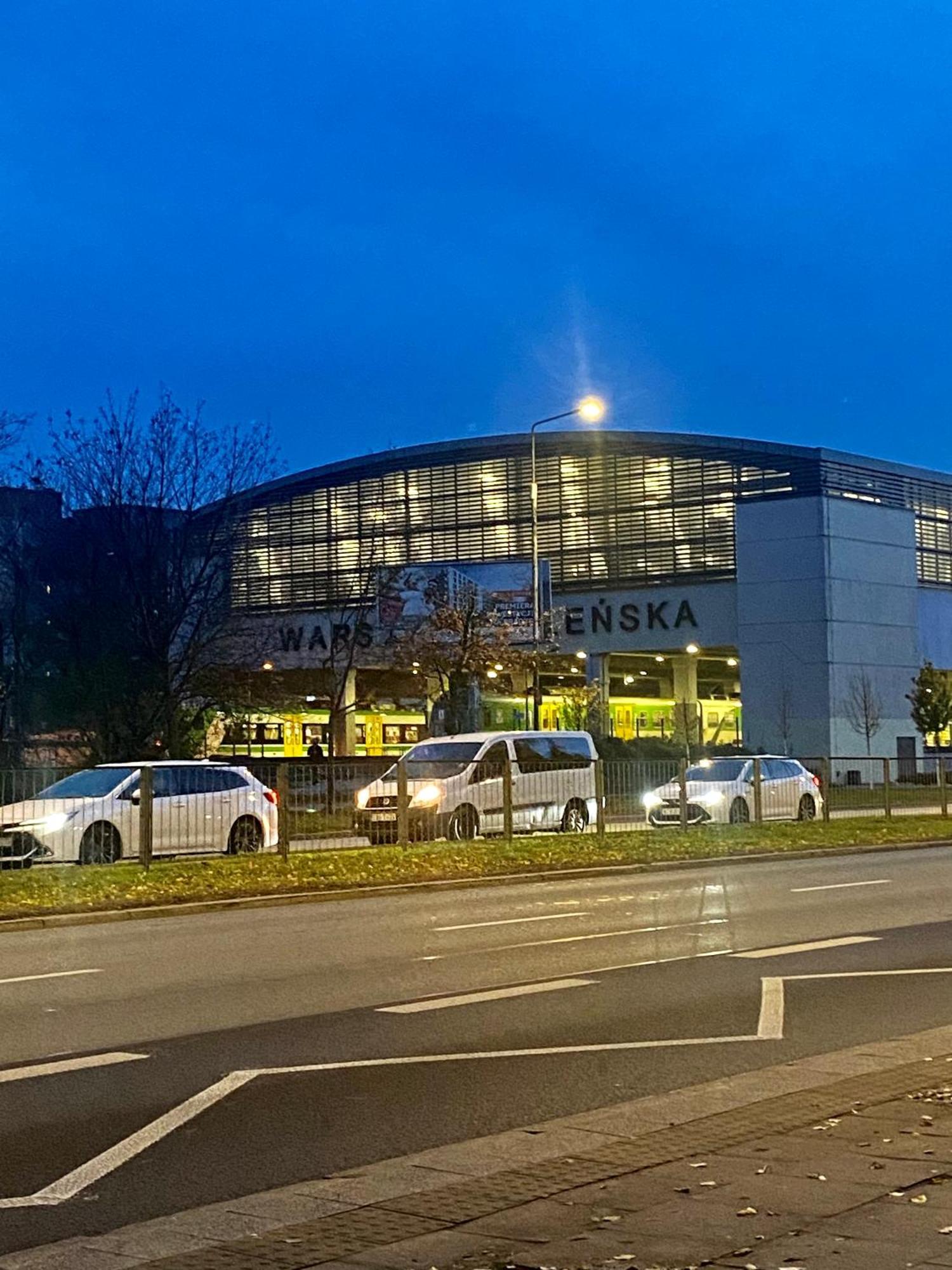 Zwykle Mieszkanie Na Wilenska, Trzy Przystanki Do Starego Miasta,Dwa Przystanki Do Szpitala Praskiego Varsóvia Exterior foto